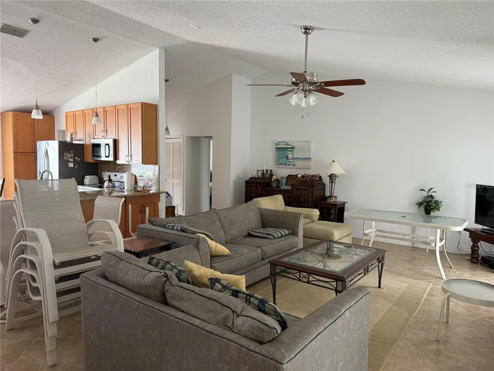 853 2ND AVENUE S Tierra Verde, FL 33715