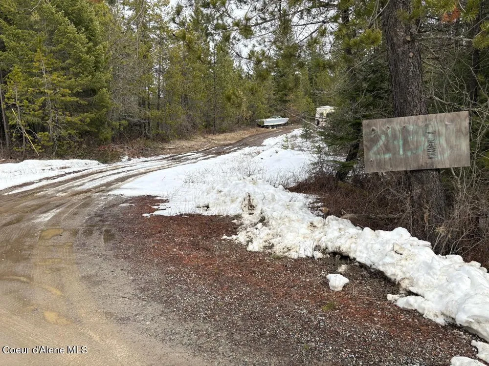 24384 Grouse Road Rathdrum, ID 83858