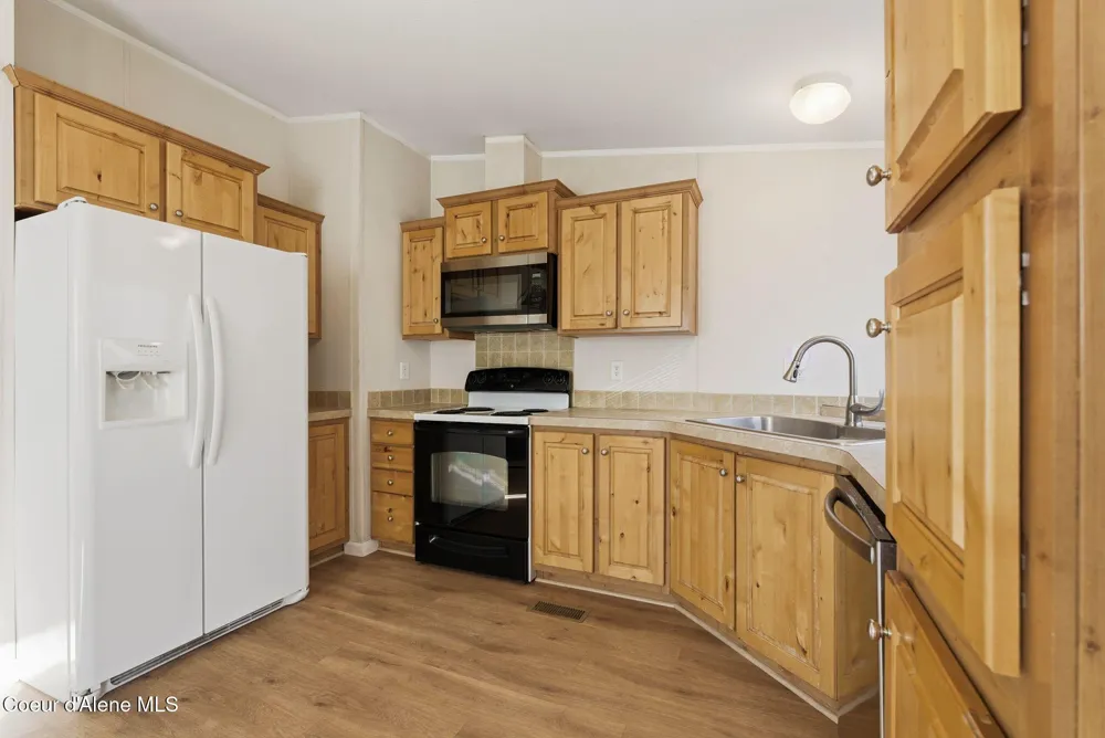 148 Sportsman Access Road Road Cocolalla, ID 83813