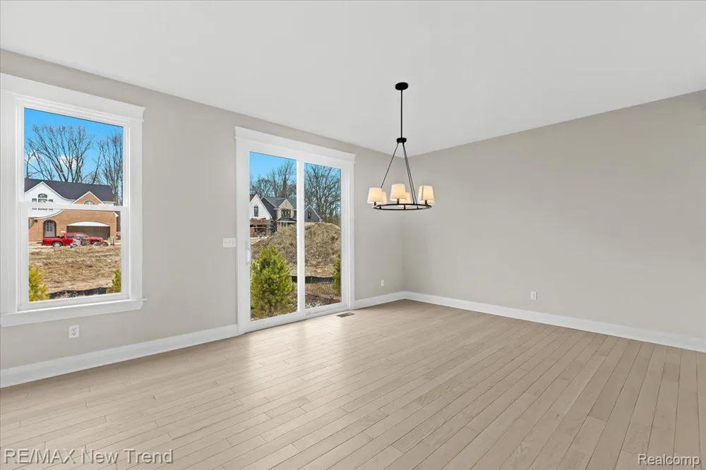 209 MOUNTAIN VIEW LANE Milford Village, MI 48381