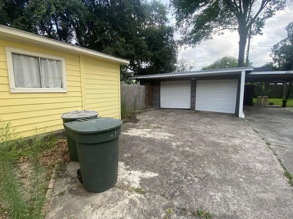 2480 Pecos Street Beaumont, TX 77702