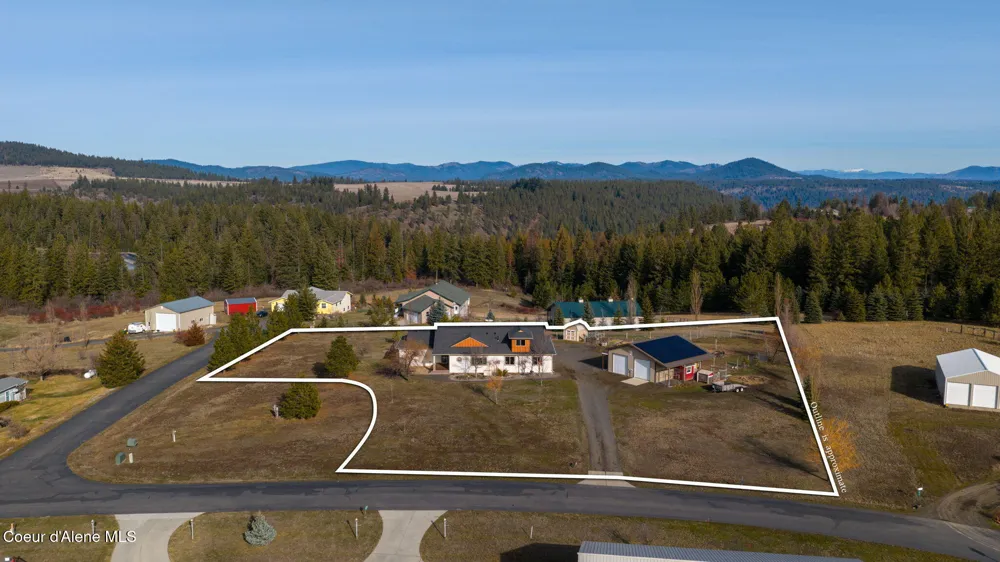 30716 S Sunray Trail Worley, ID 83876