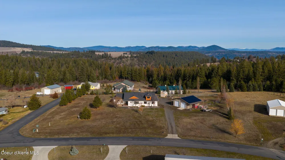 30716 S Sunray Trail Worley, ID 83876