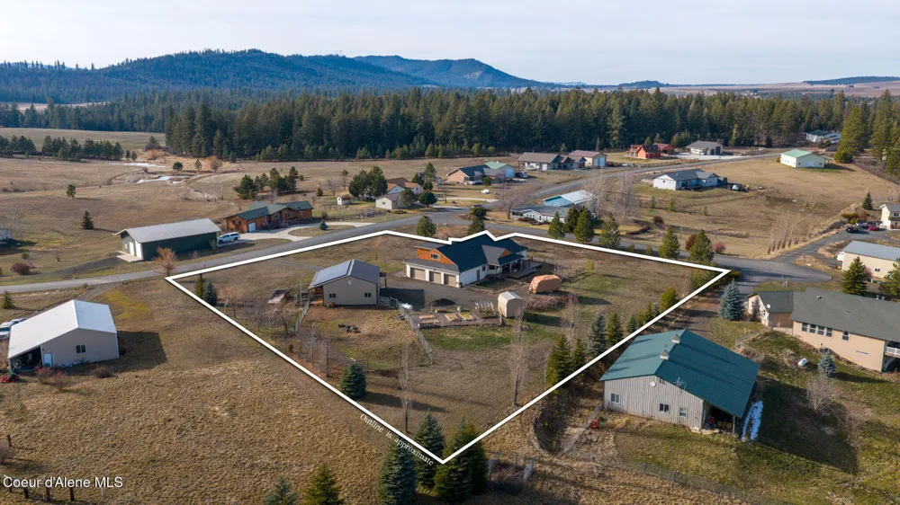 30716 S Sunray Trail Worley, ID 83876