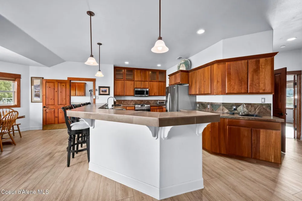 30716 S Sunray Trail Worley, ID 83876