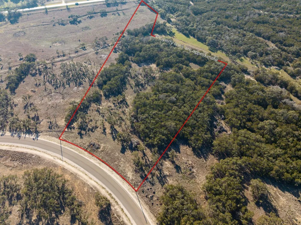 642 Windmill Ridge Drive Blanco, TX 78606