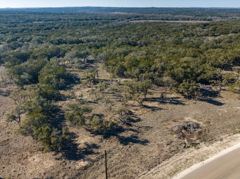 642 Windmill Ridge Drive Blanco, TX 78606