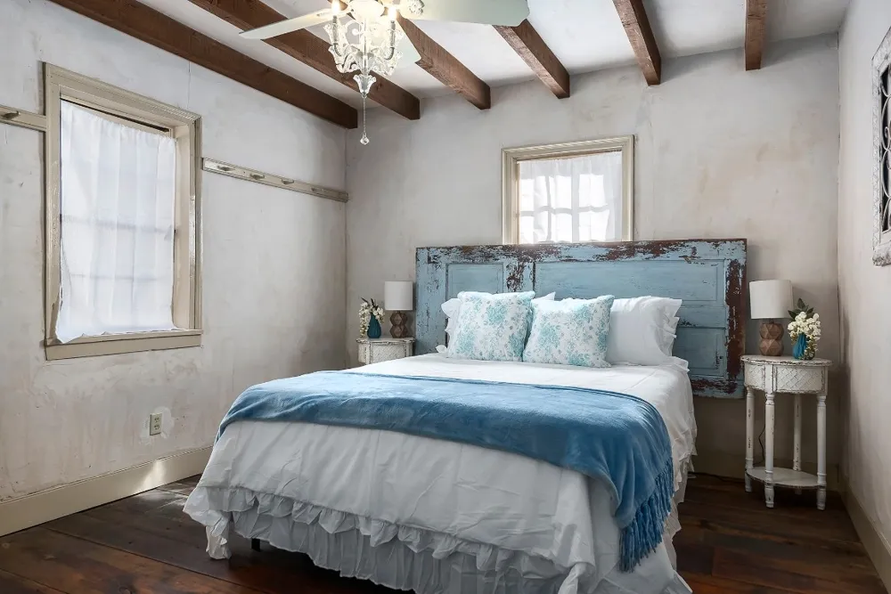 104 Austin Street #B Fredericksburg, TX 78624