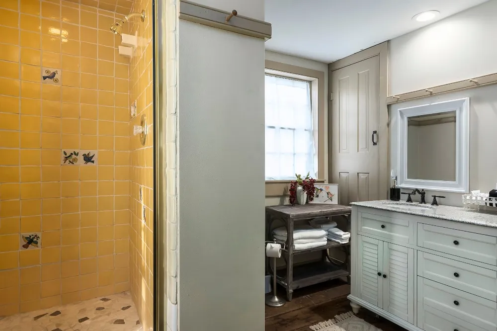 104 Austin Street #B Fredericksburg, TX 78624