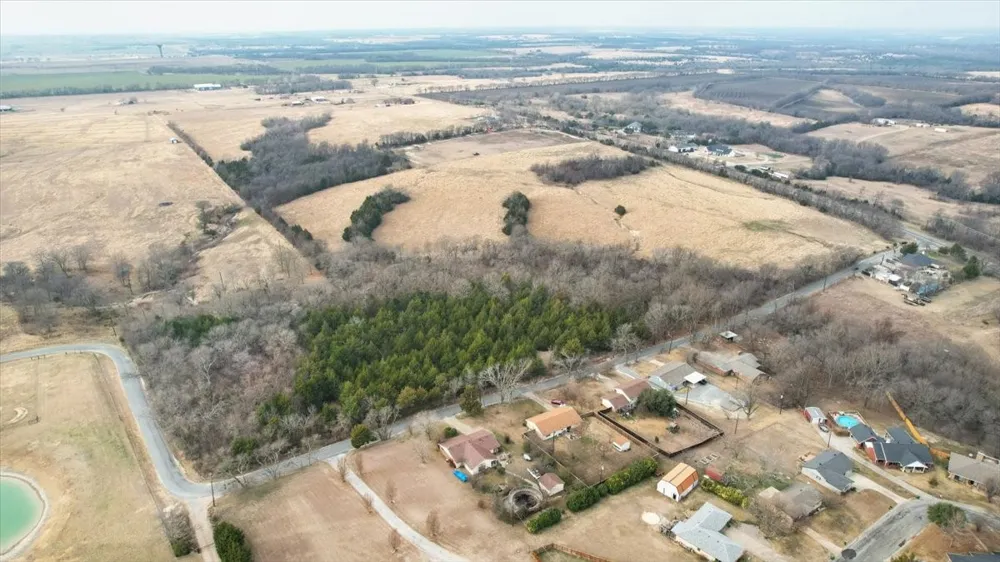 Fm-902 Howe, TX 75092