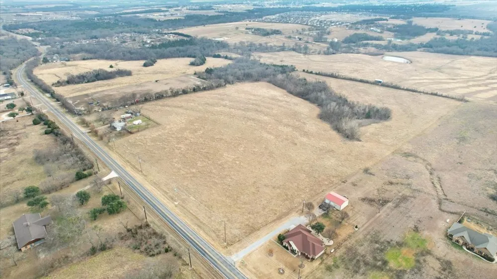 Fm-902 Howe, TX 75092