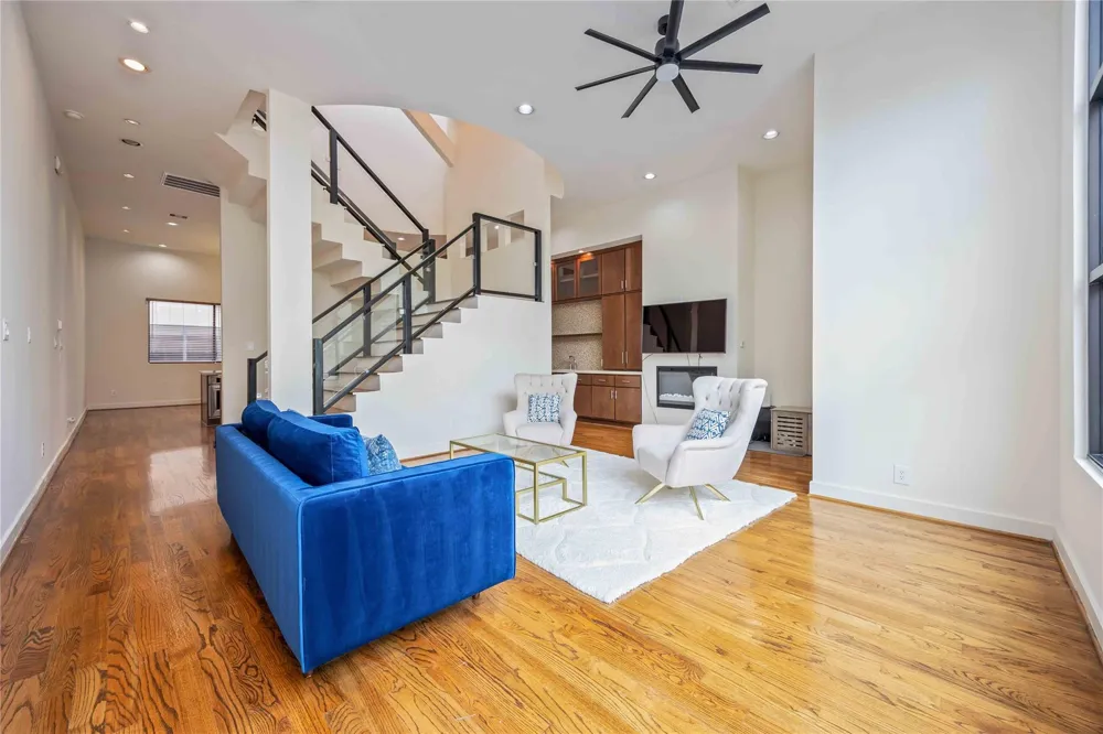 1730 Wentworth Street