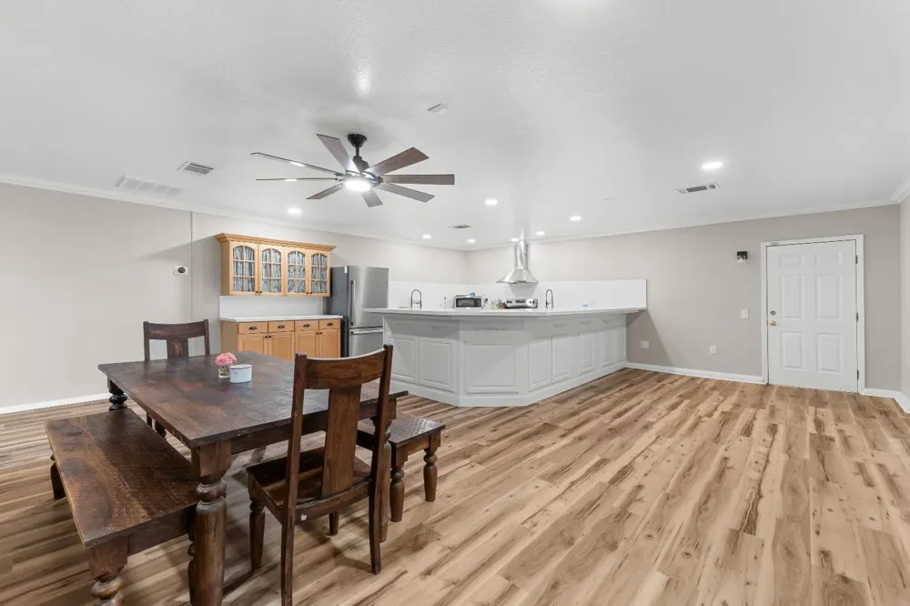 4280 Ipsen Le Grand, CA 95333