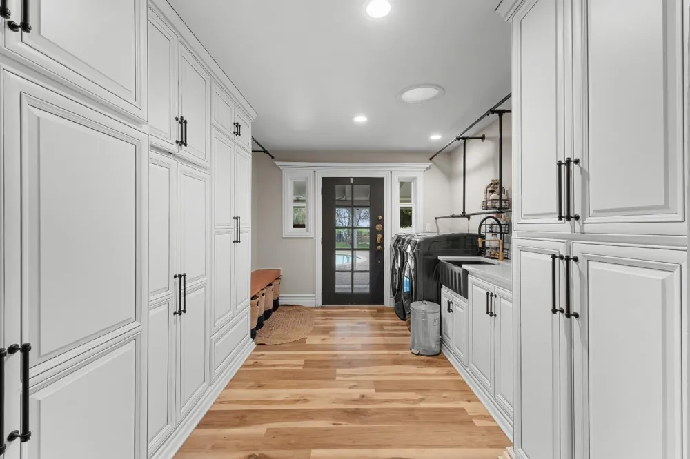 4280 Ipsen Le Grand, CA 95333