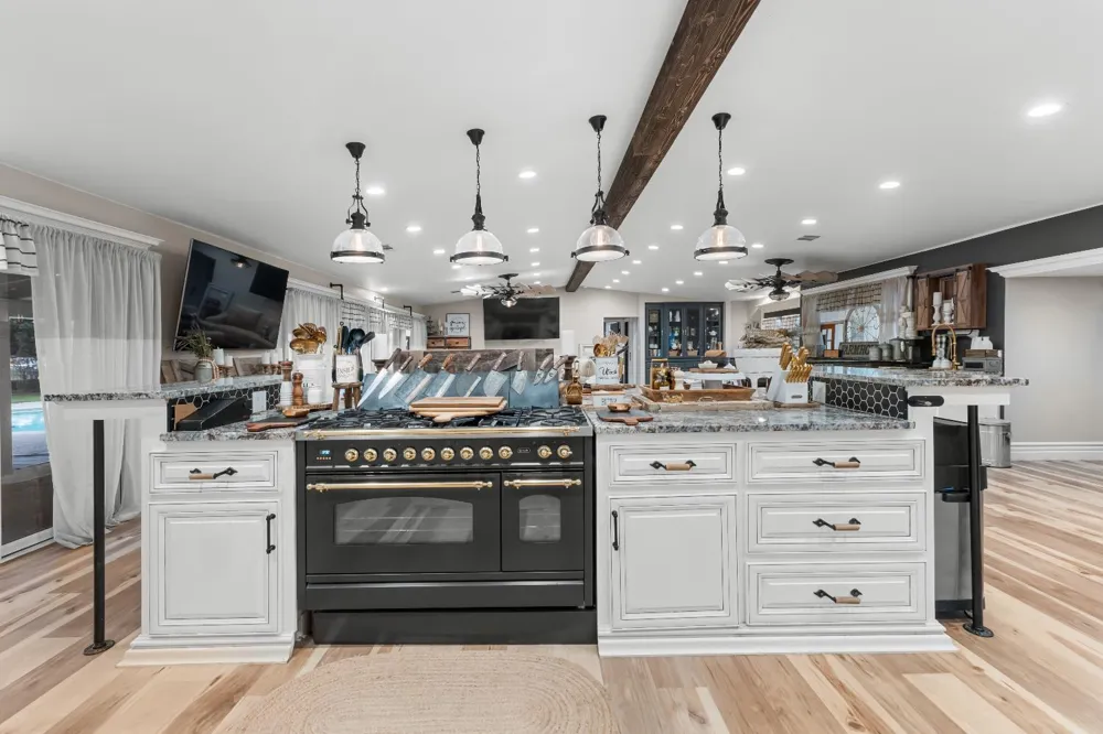 4280 Ipsen Le Grand, CA 95333
