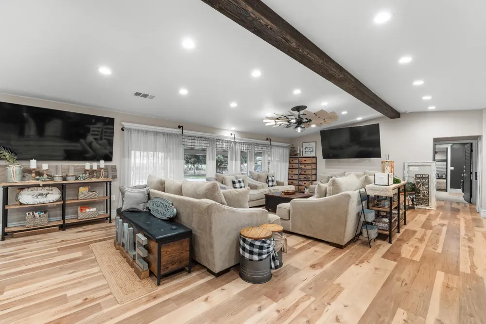 4280 Ipsen Le Grand, CA 95333