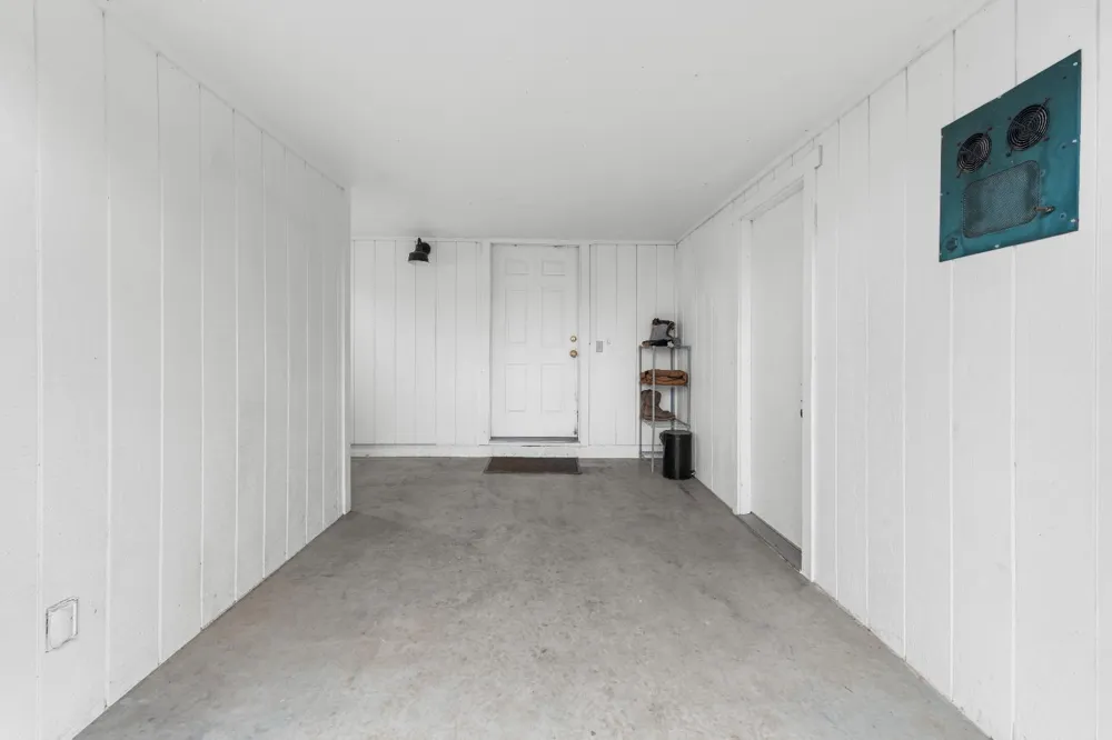 4280 Ipsen Le Grand, CA 95333