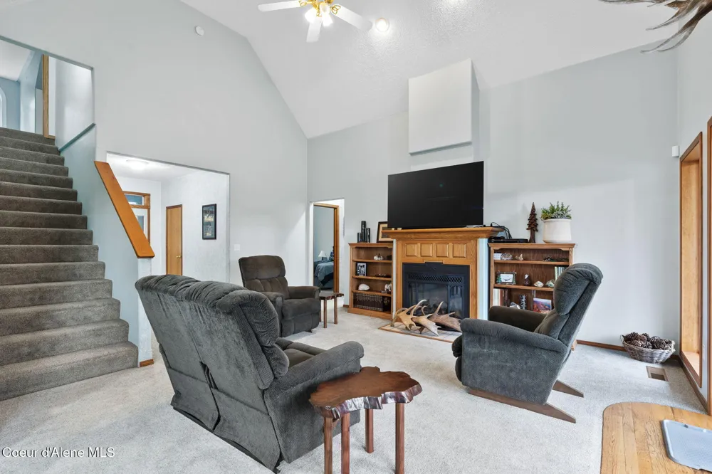 26312 E Idaho Pines Lane Newman Lake, WA 99025