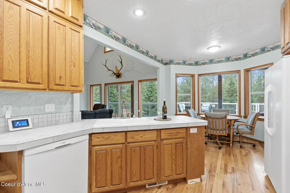 26312 E Idaho Pines Lane Newman Lake, WA 99025