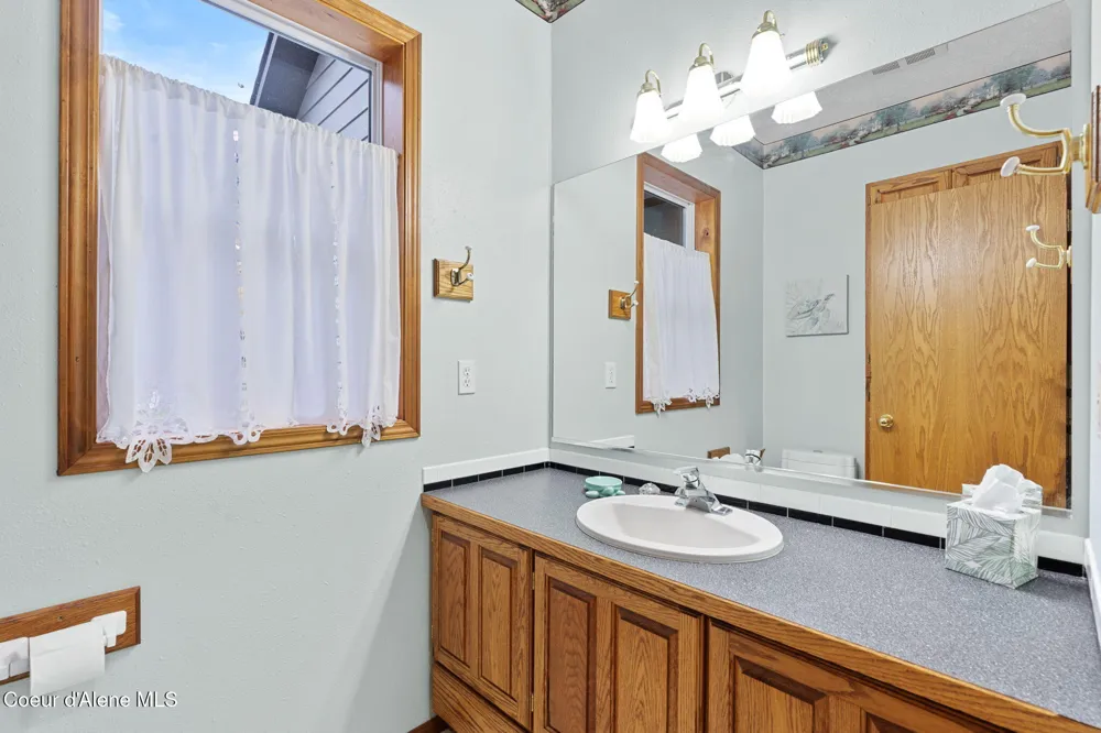 26312 E Idaho Pines Lane Newman Lake, WA 99025