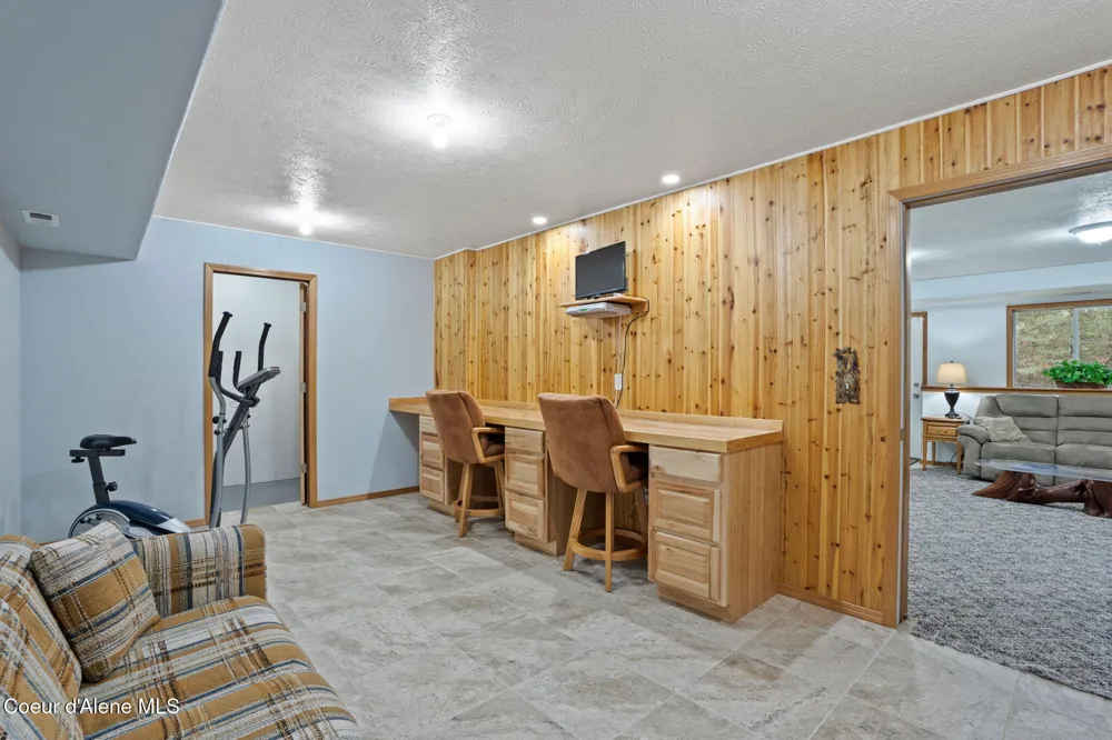 26312 E Idaho Pines Lane Newman Lake, WA 99025