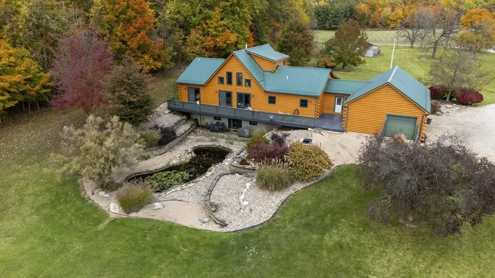 1630 Buffalo Road Galien Township, MI 49113