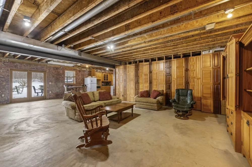 1630 Buffalo Road Galien Township, MI 49113