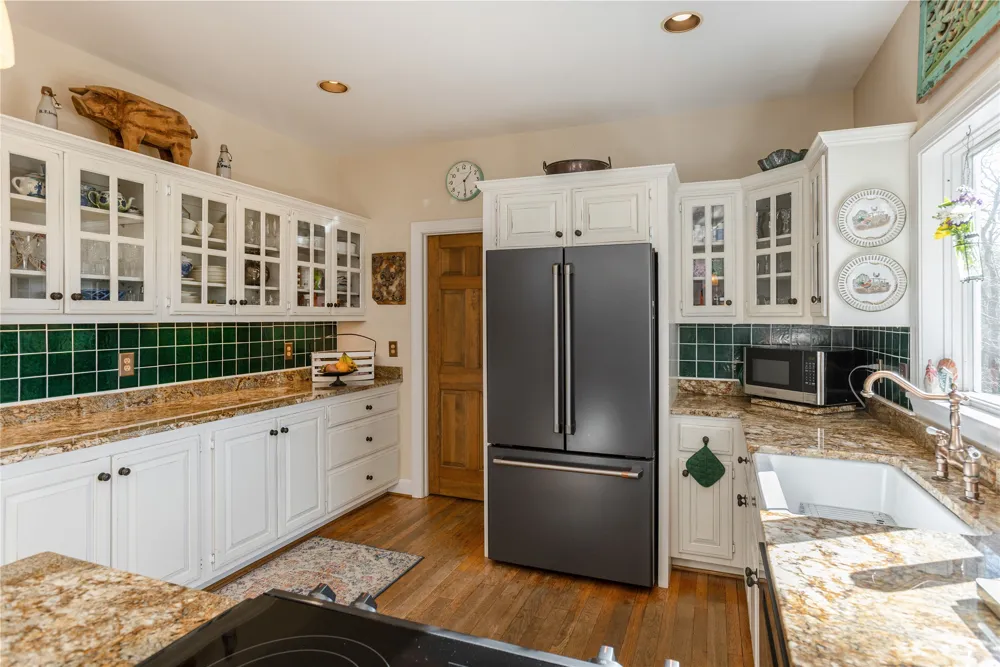 132 Sheepcote Road Cashiers, NC 28717