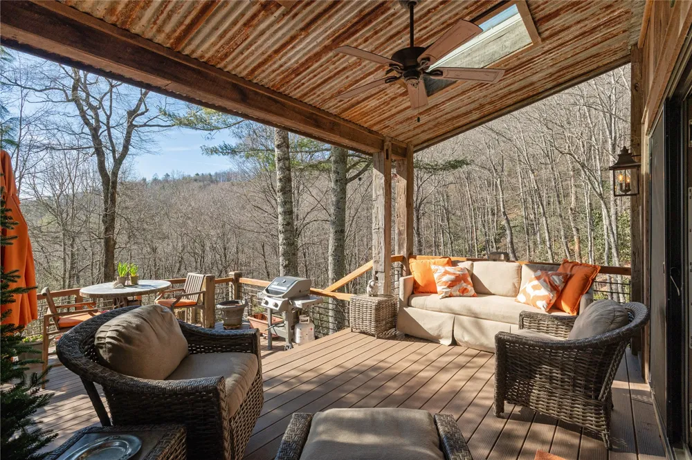 132 Sheepcote Road Cashiers, NC 28717