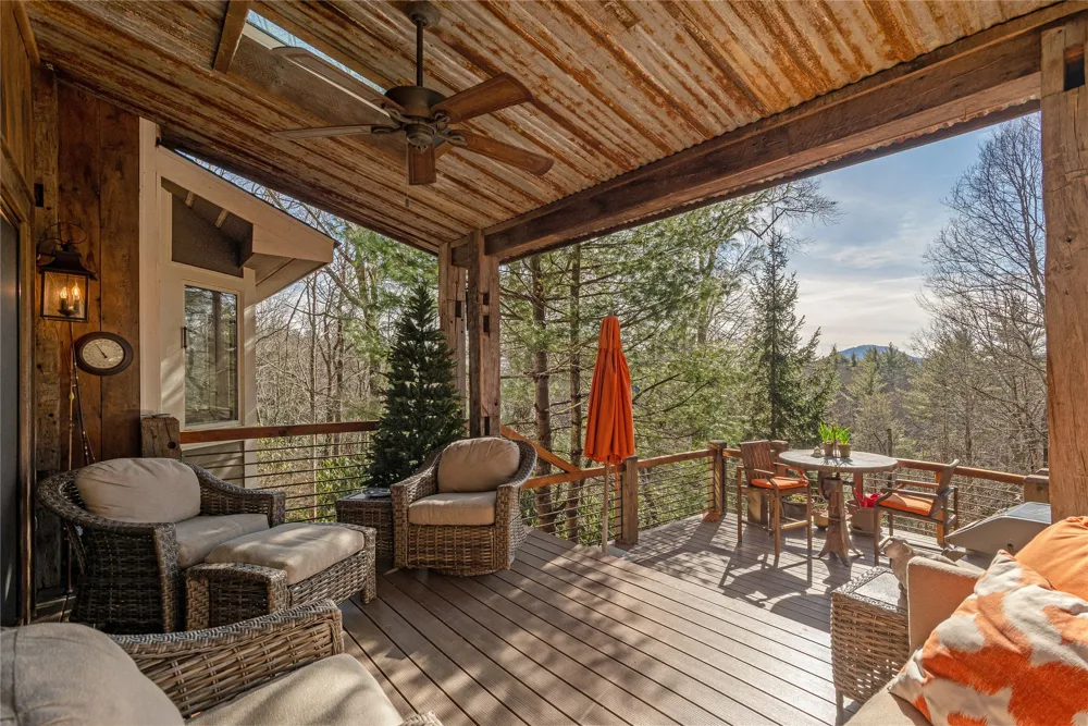 132 Sheepcote Road Cashiers, NC 28717