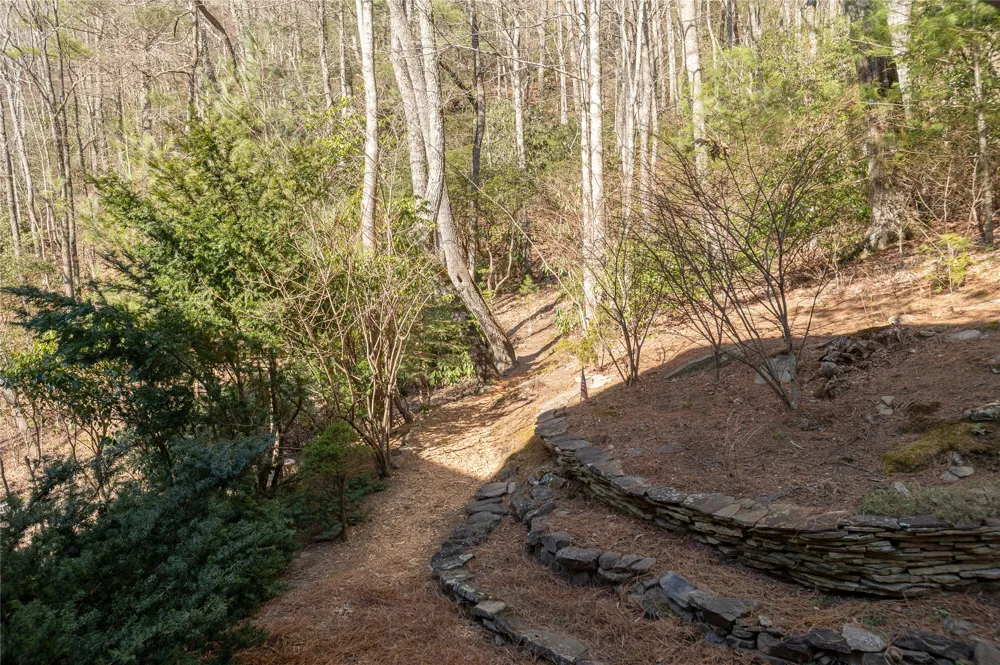 132 Sheepcote Road Cashiers, NC 28717