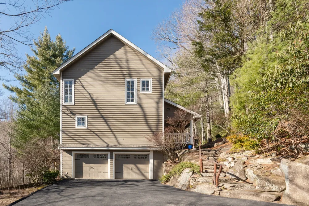 132 Sheepcote Road Cashiers, NC 28717