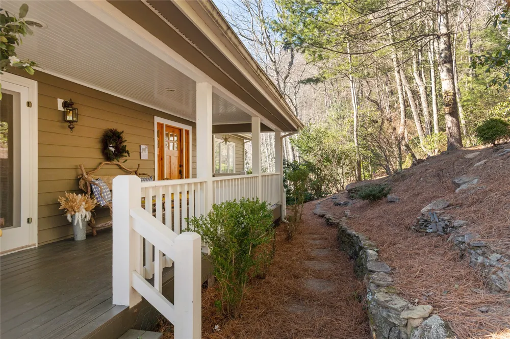 132 Sheepcote Road Cashiers, NC 28717
