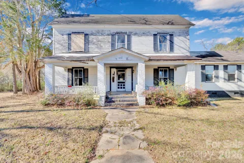 4521 Edgeland Road