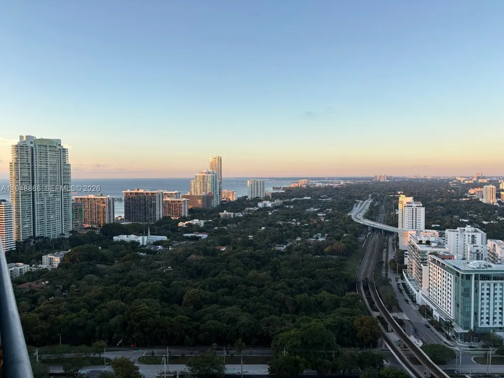 60 SW 13th St #3013 Miami, FL 33130