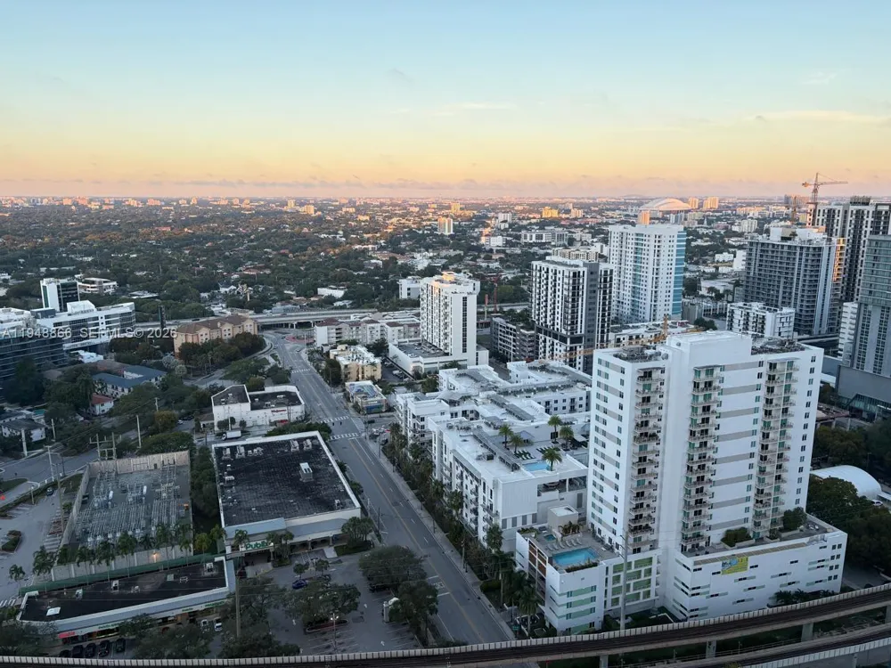 60 SW 13th St #3013 Miami, FL 33130
