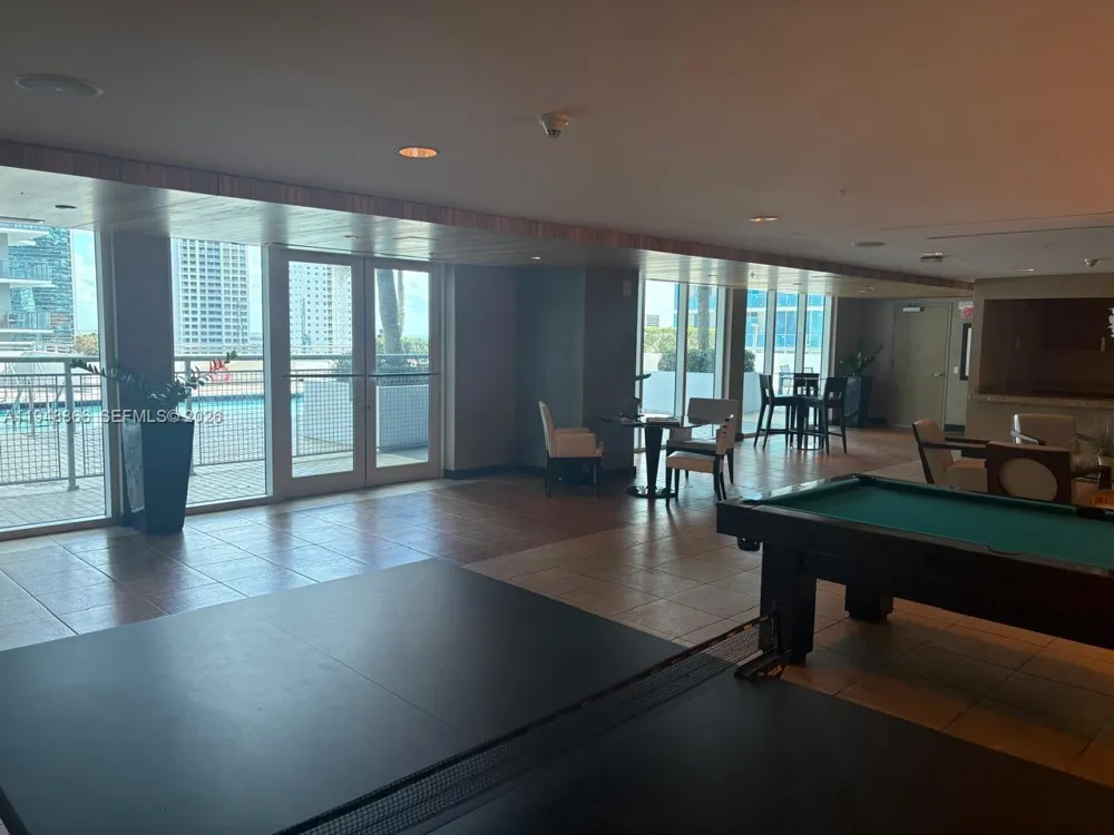 60 SW 13th St #3013 Miami, FL 33130