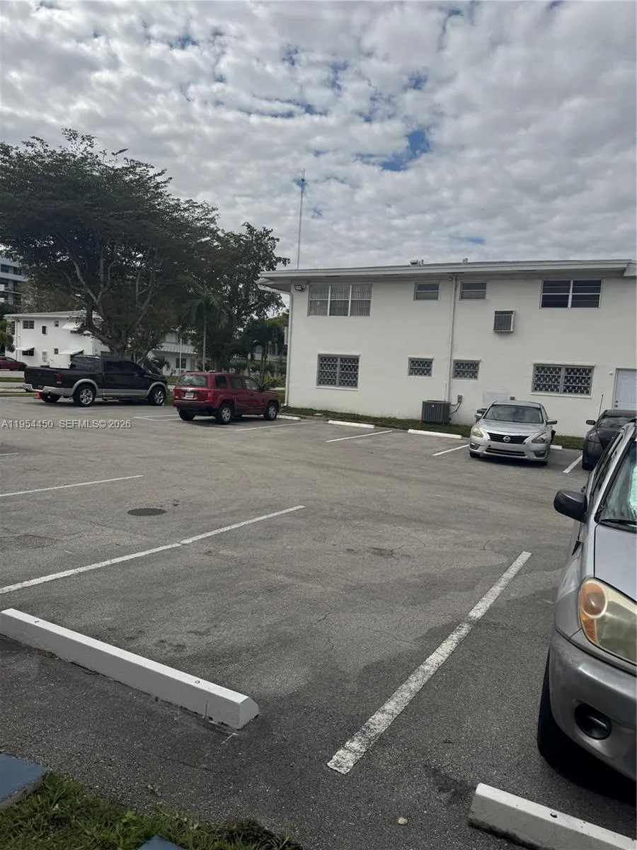 55 NW 204th St #1 Miami Gardens, FL 33169