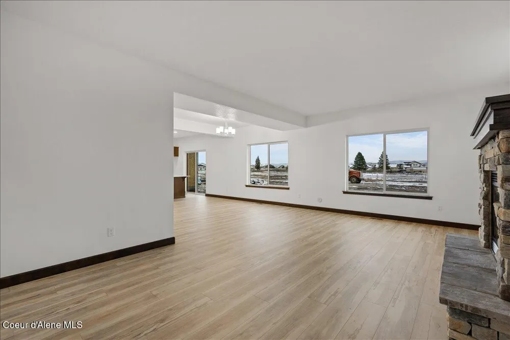 2613 E Cinder Avenue Post Falls, ID 83854