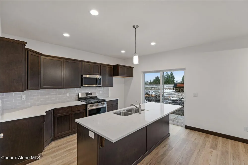 2613 E Cinder Avenue Post Falls, ID 83854