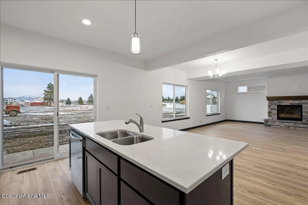 2613 E Cinder Avenue Post Falls, ID 83854