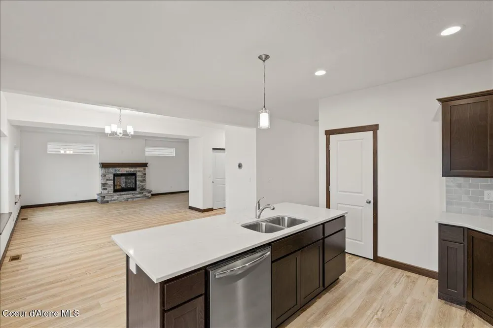 2613 E Cinder Avenue Post Falls, ID 83854