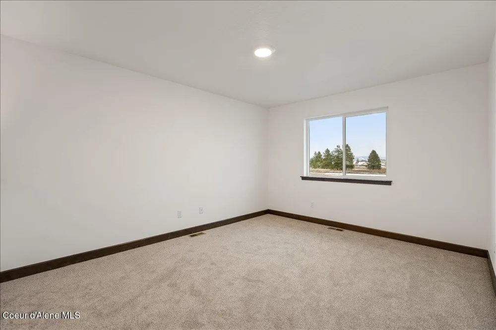 2613 E Cinder Avenue Post Falls, ID 83854