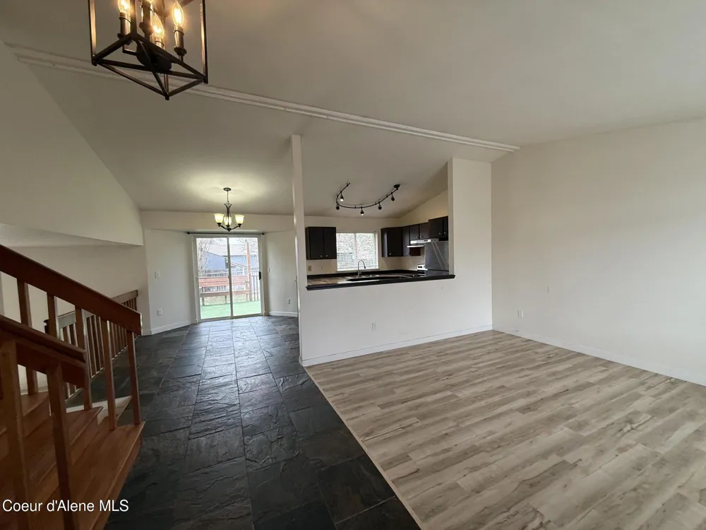 10951 Krest Court Hayden, ID 83835