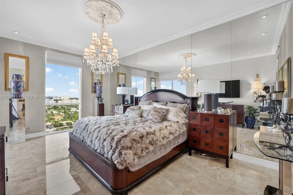 3598 Yacht Club Dr #PH2 Aventura, FL 33180