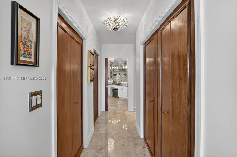 3598 Yacht Club Dr #PH2 Aventura, FL 33180