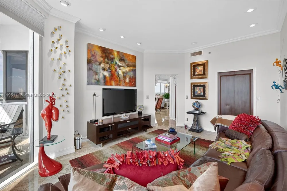 3598 Yacht Club Dr #PH2 Aventura, FL 33180