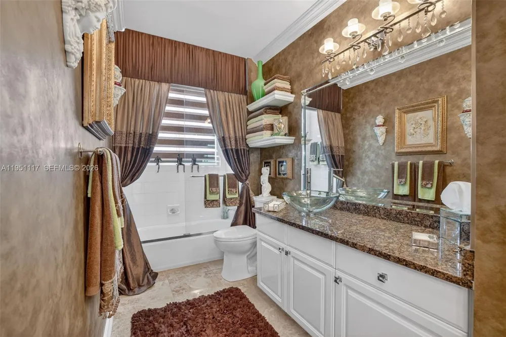 3598 Yacht Club Dr #PH2 Aventura, FL 33180