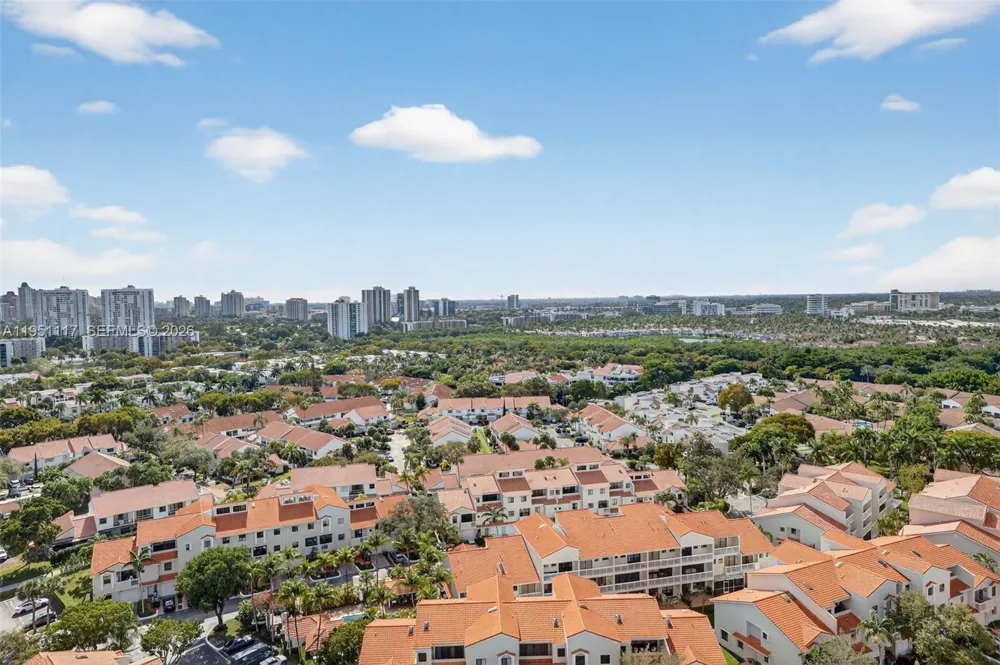 3598 Yacht Club Dr #PH2 Aventura, FL 33180