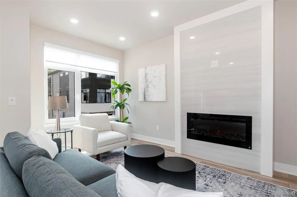 212 Innovation Drive Dearborn City, MI 48126